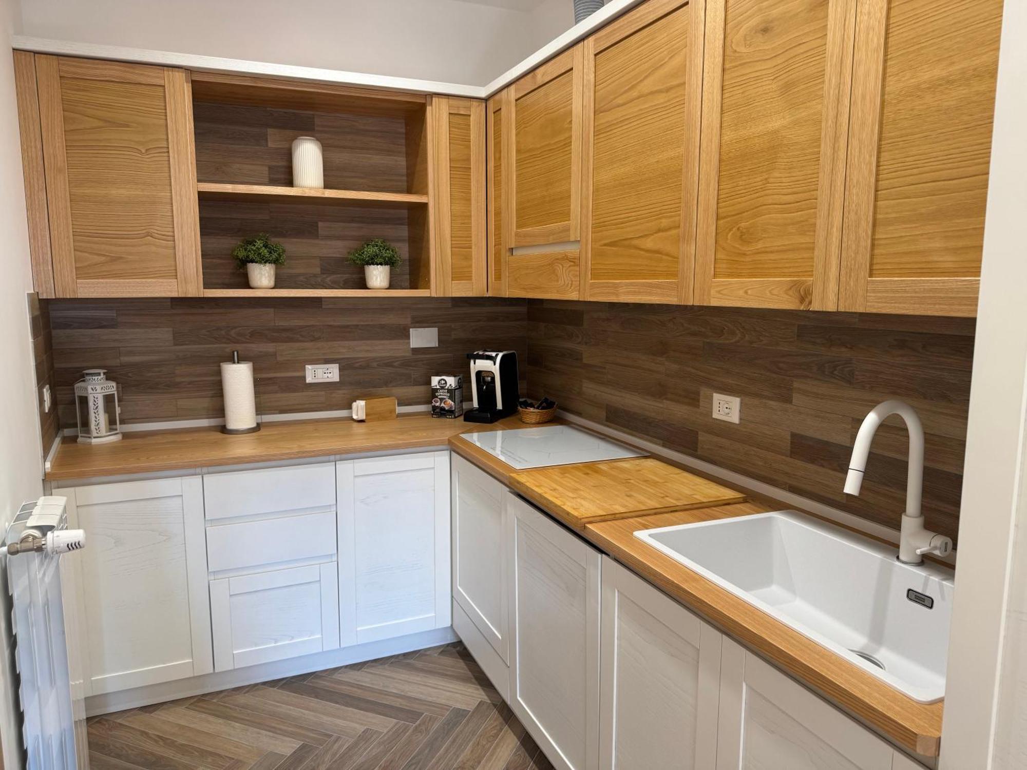 Finestra Sul Borgo Apartment Trevignano Romano Bagian luar foto